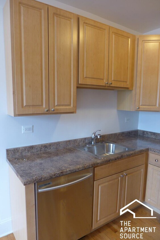 Foto principal - 3955 N Lamon Ave
