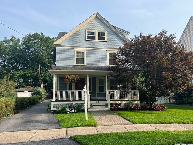 Foto del edificio - 34 Glen Rd