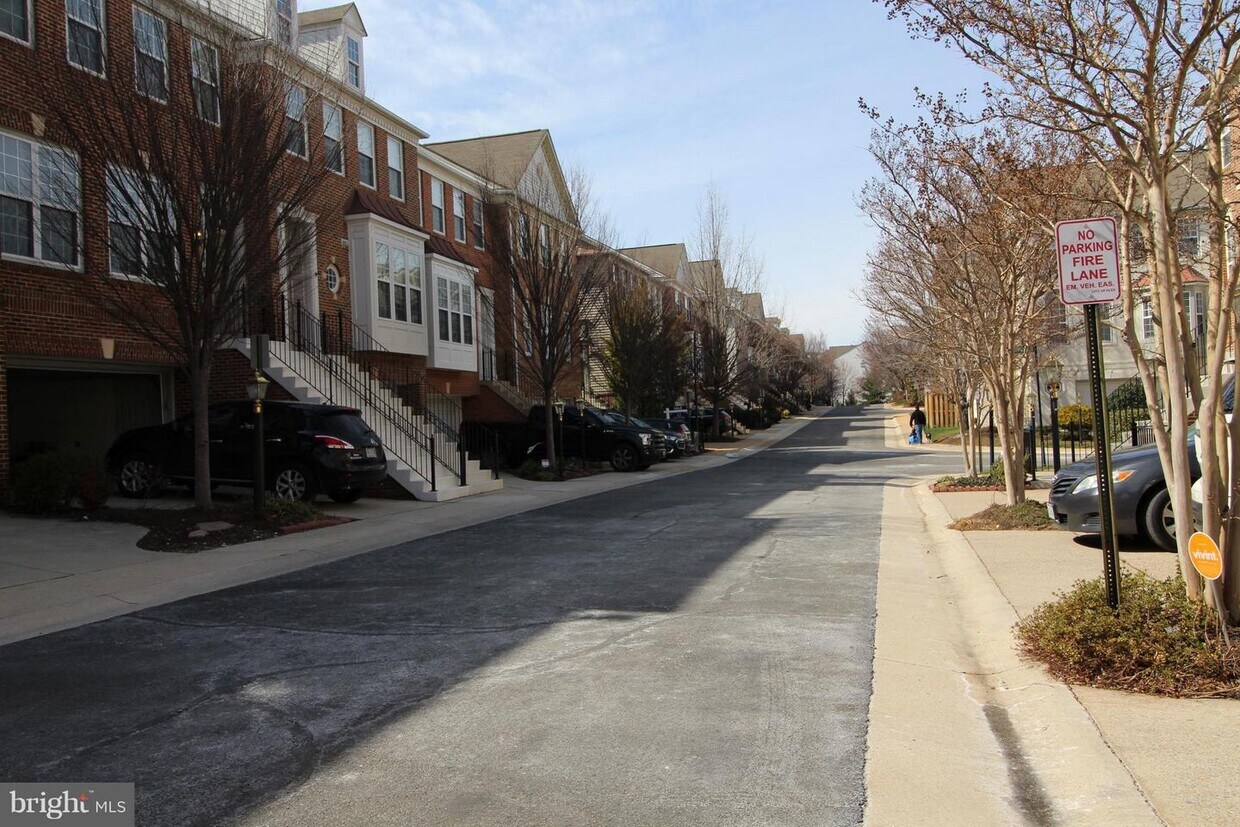 4608 Latrobe Pl, Alexandria, VA 22311 Townhome Rentals in Alexandria
