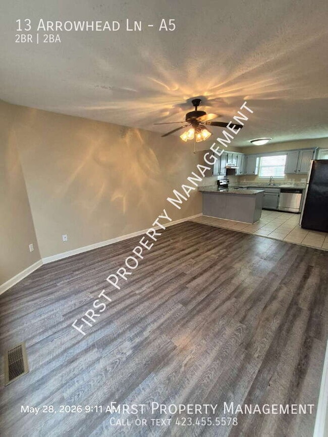 Building Photo - 13 Arrowhead Ln