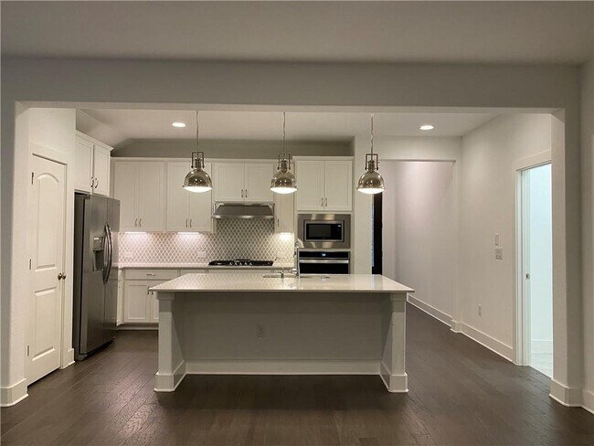 Building Photo - 4460 Arques Ave