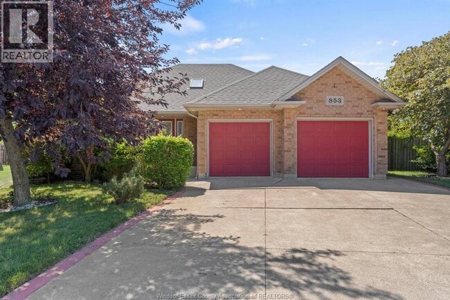 Building Photo - 853 Southwood Dr