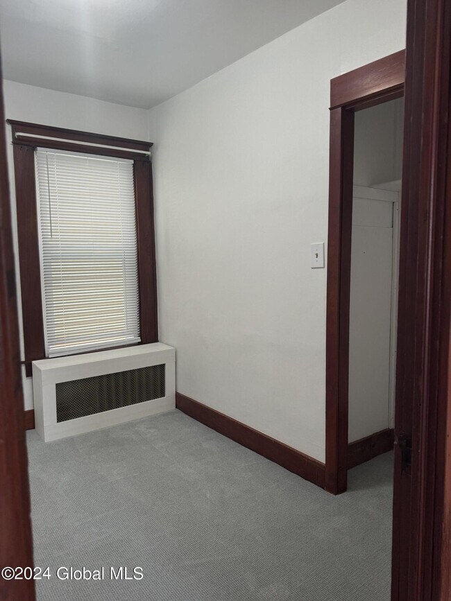 Foto del edificio - 307 Broadway