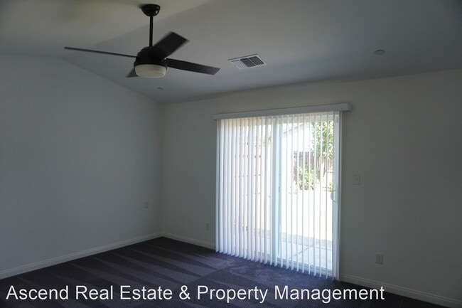 Building Photo - 5 br, 3 bath House - 7220 Saddleback Canyo...