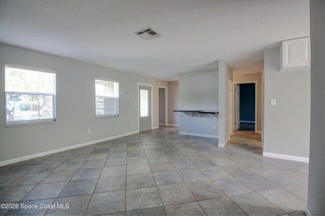 Building Photo - 3325 Elizabeth St