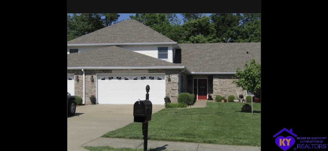 Primary Photo - 546-2 St Andrews Dr