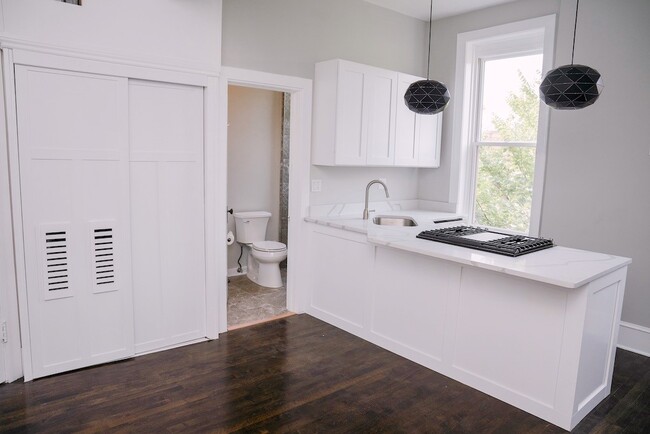 Foto del edificio - 3559 N Ashland Ave