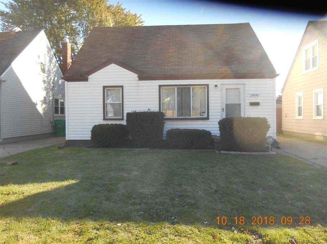 Primary Photo - 24810 Wilmot Ave