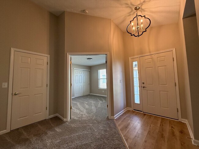 Foto del edificio - 12148 Black Hills Dr
