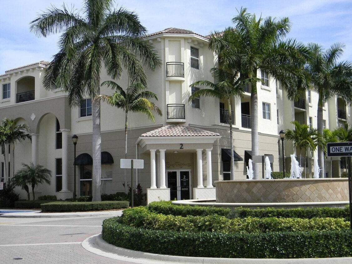 Foto principal - 1201 Renaissance Way