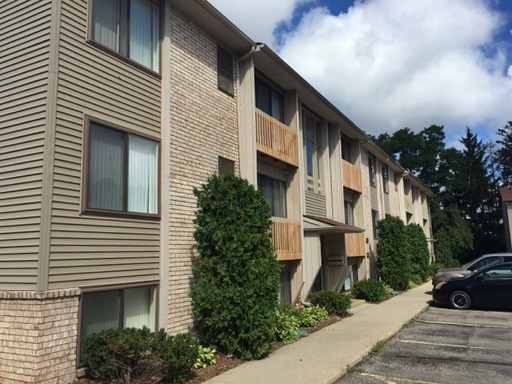 Building Photo - 611 Flint Rd