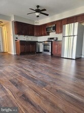 Building Photo - 4367A Americana Dr