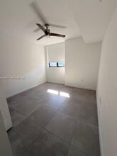 Building Photo - 1005 Spring Garden Rd