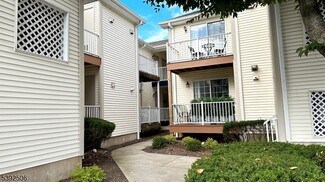 Building Photo - 18 Potomac Dr