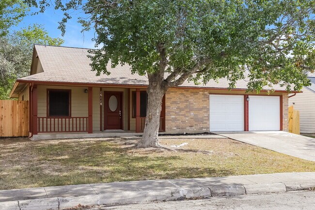 Building Photo - 16118 Rocky Creek