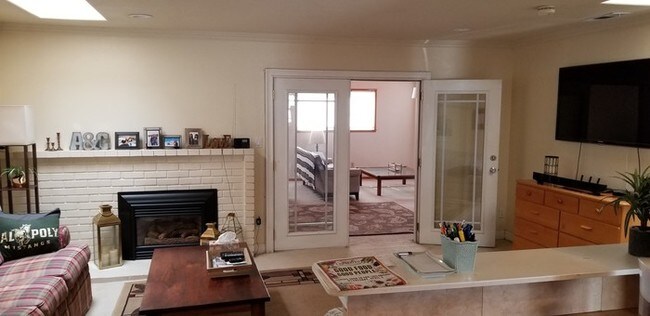 Building Photo - 1179 Atascadero St