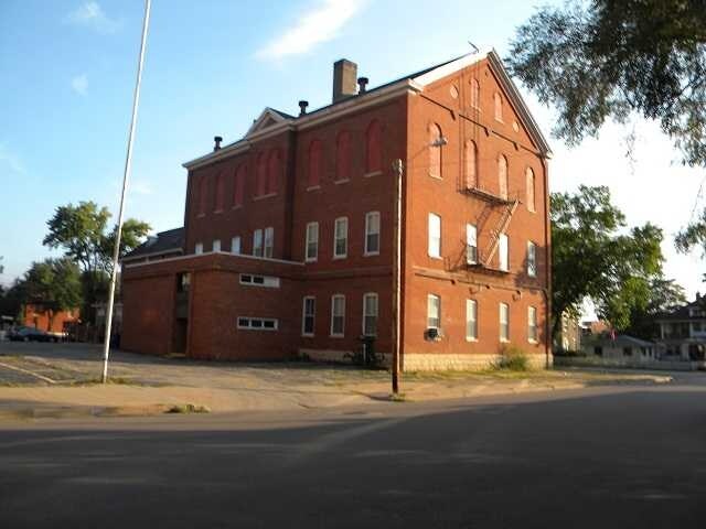 Primary Photo - 1501 Jackson St