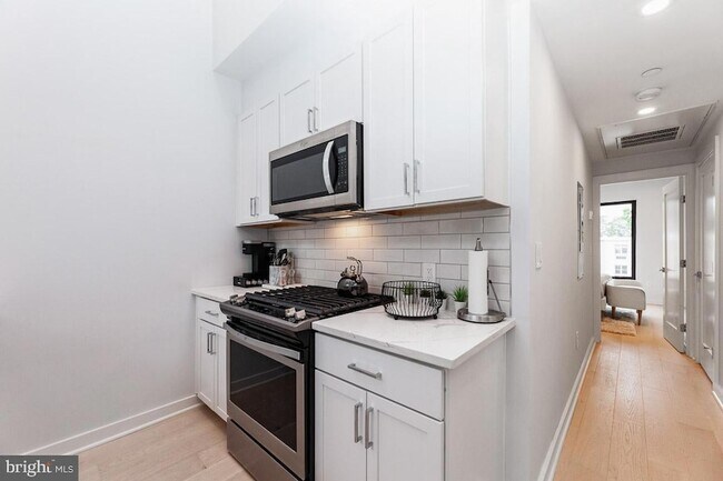 Foto del edificio - 531 Kennedy St NE