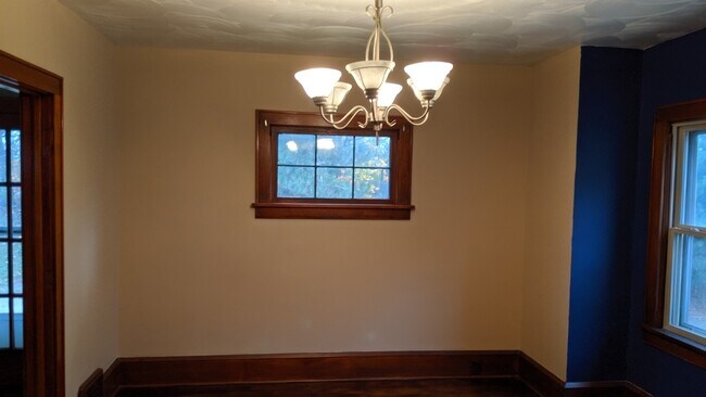 Foto del edificio - 1520 Cherry Ave NE