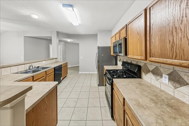 Foto del edificio - 2764 Woodspring Forest Dr