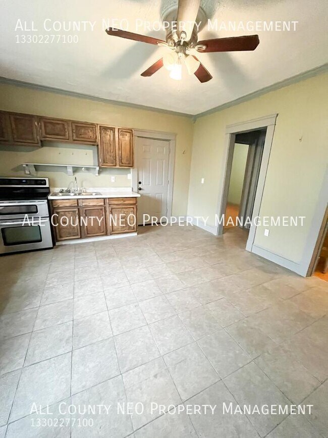 Foto del edificio - 4026 E 52nd St