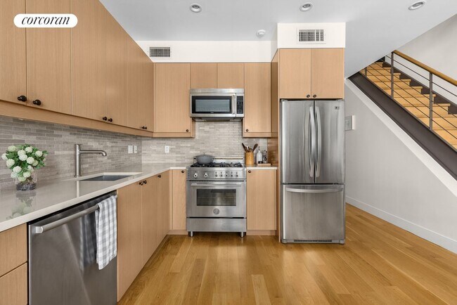 Building Photo - 57 Havemeyer St