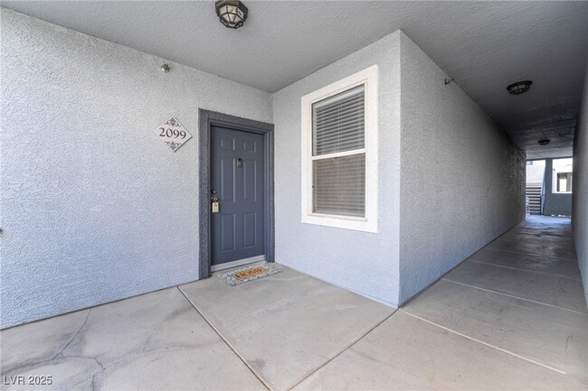 Building Photo - 6955 N Durango Dr