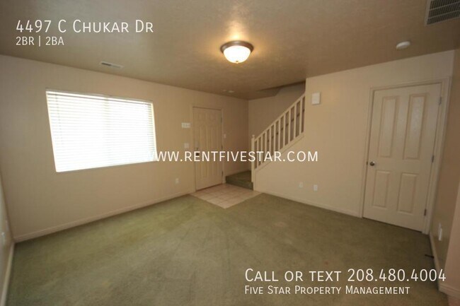 Building Photo - Townhome Available in Chubbuck! Visit rent...