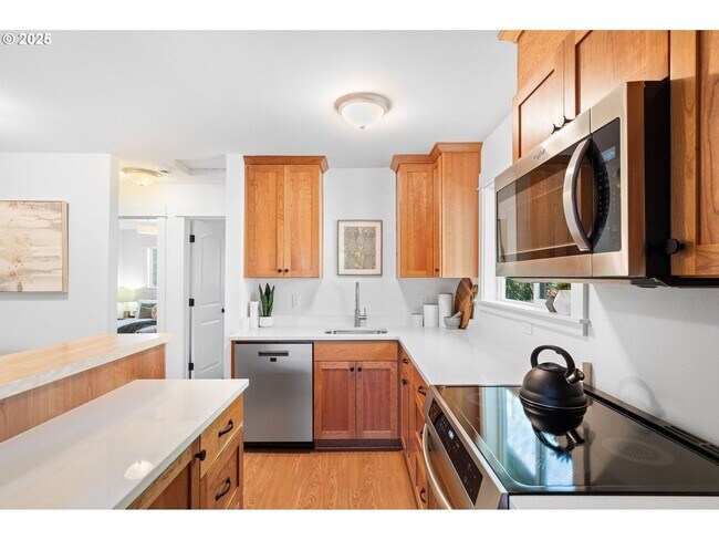 Foto del edificio - 8678 N Willamette Blvd