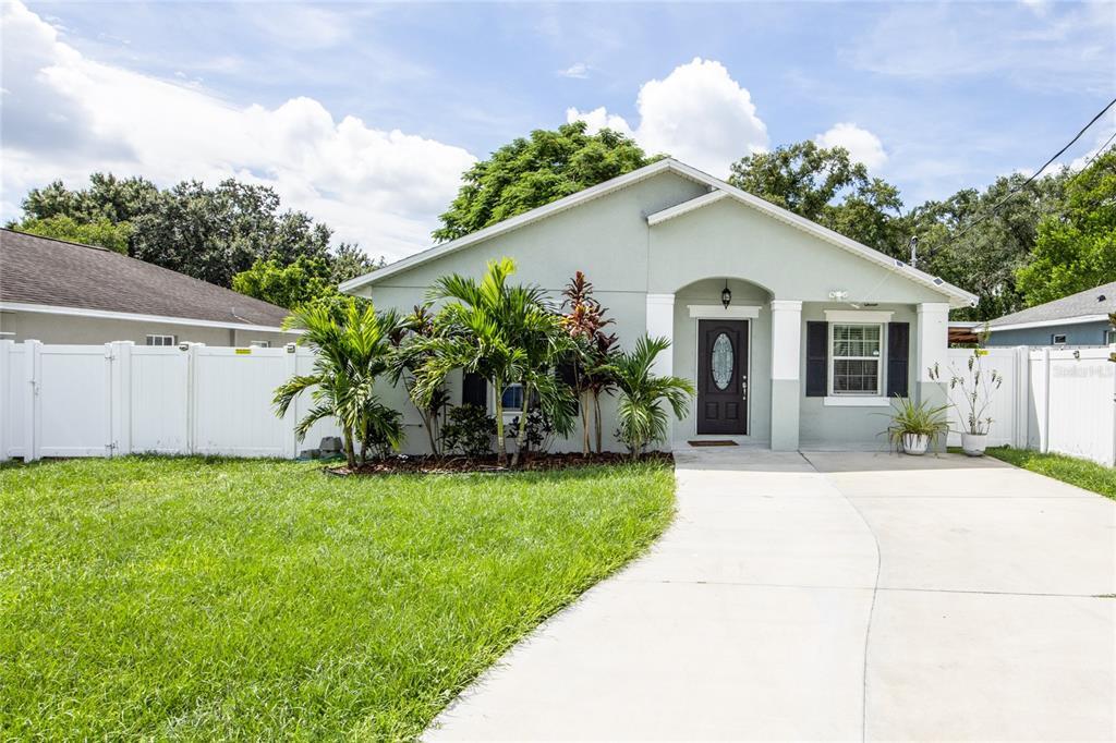 Foto principal - 811 Hoffman Blvd