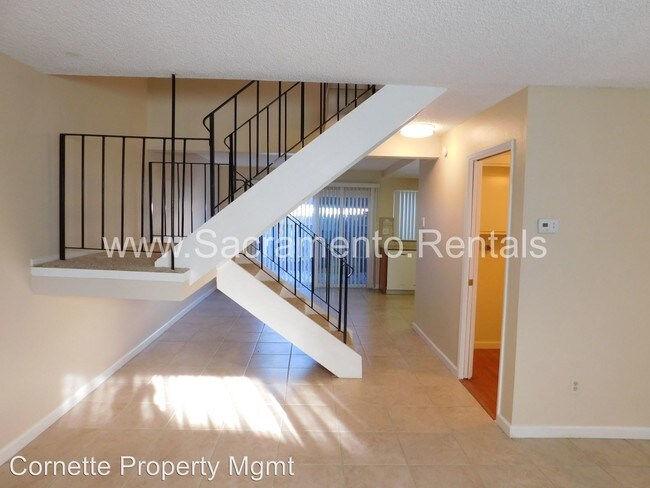 Building Photo - 3 br, 2.5 bath House - 4076 Savannah Lane