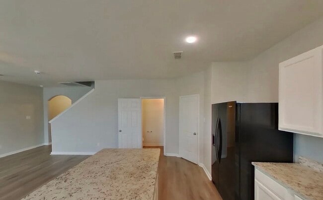 Building Photo - Warm, Welcoming, and Wonderfully Maintained 3-Bedroom Home