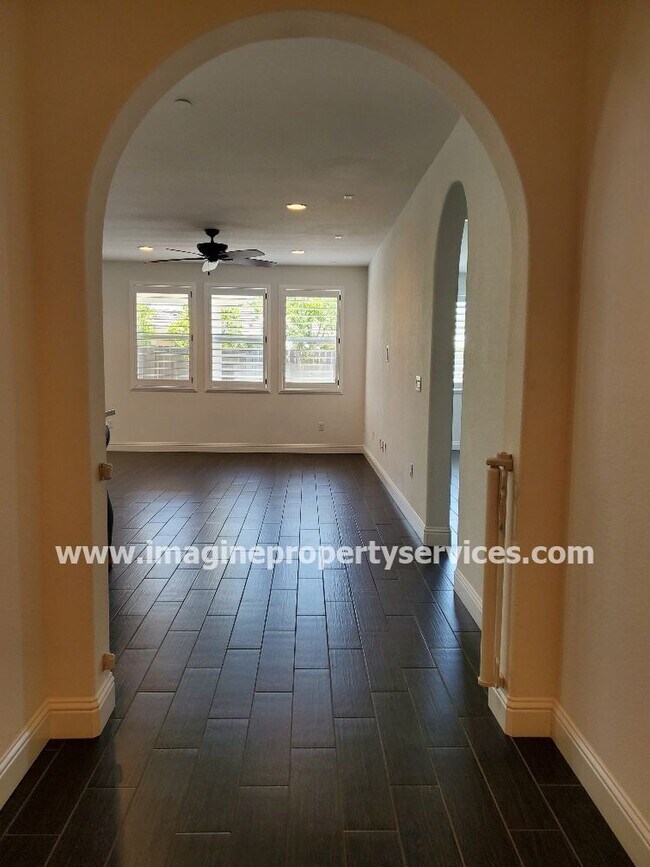 Building Photo - 12674 Evanston Way