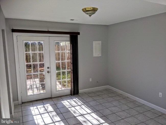 Building Photo - 9047 Bonham Cir