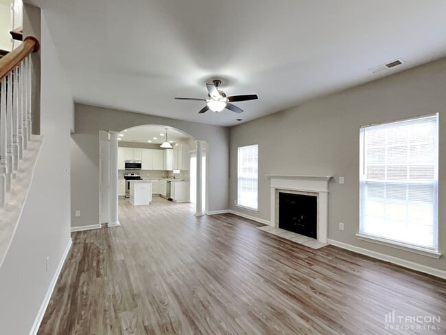 Building Photo - 2834 Oakdale Pasture Dr