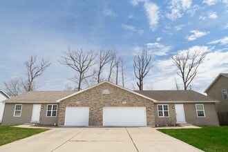 Building Photo - 693 Dearborn Rd