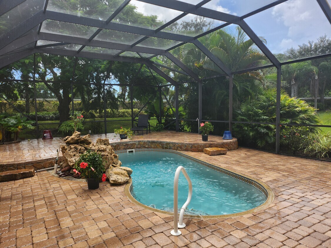 Foto principal - 19880 Casa Verde Way