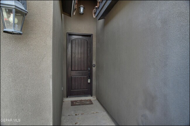 Foto del edificio - 13562 Doncaster St