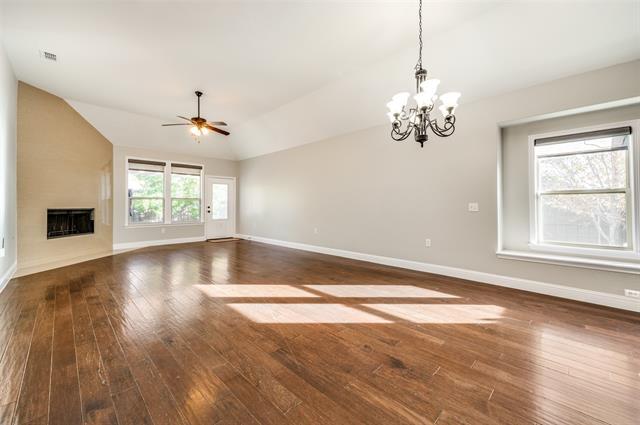 Building Photo - 11800 Bertram Rd