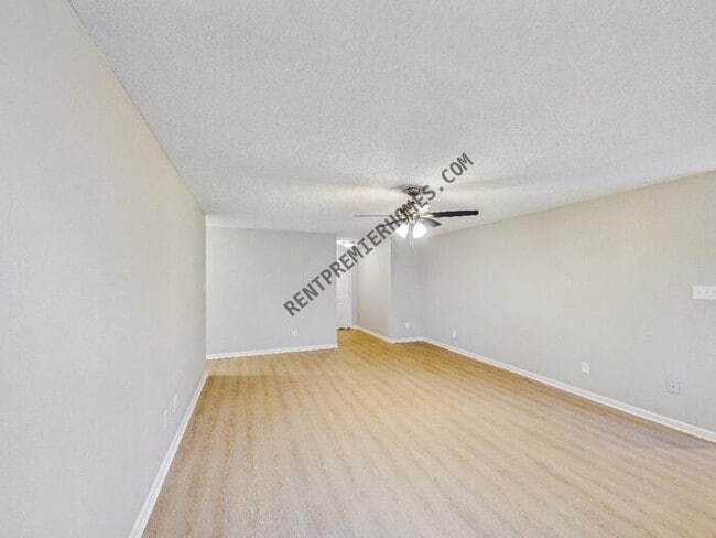 Foto del edificio - 509 Gamble Rd