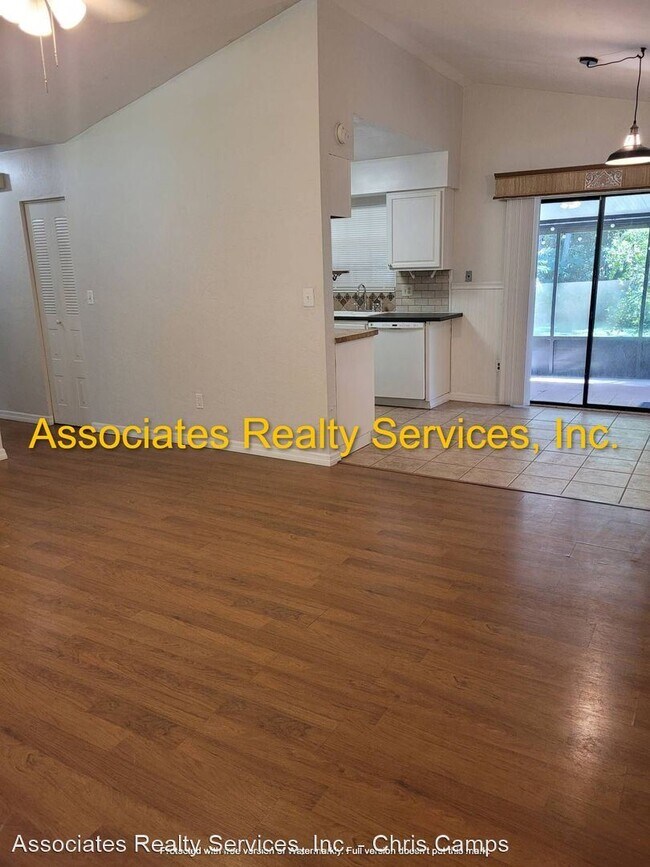 Building Photo - 2 br, 1.5 bath House - 2539 NW 49th Place