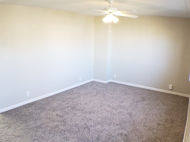 Foto del edificio - 205 Starling Ln