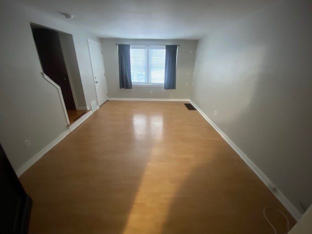 Foto del edificio - 51 Redmond Ave