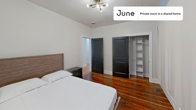 Building Photo - Room in Shared 5 bed/2 bath home