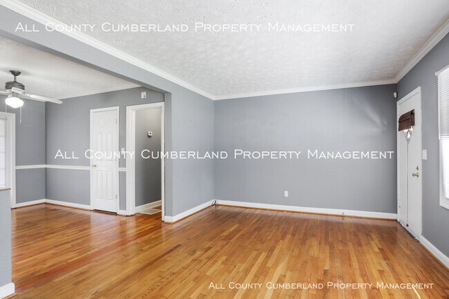 Building Photo - MASSIVE BACKYARD, MABLETON 3B/2BA HOME!!!