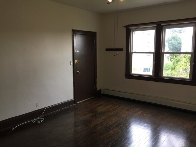 Photo - 86 Edgewood Ave Apartment