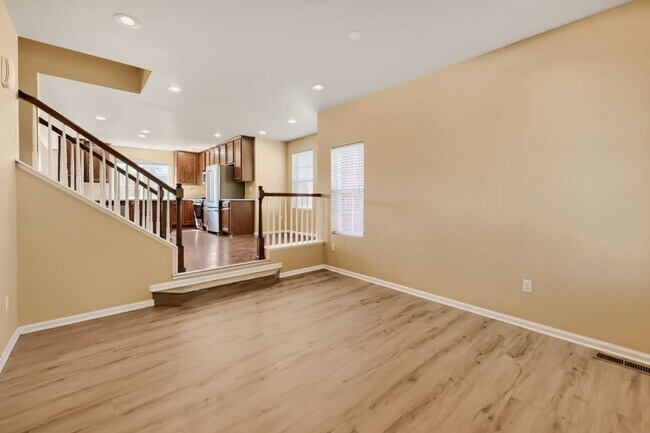 Foto del edificio - 1696 Odyssey Ct