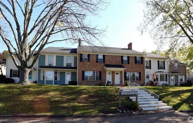 Building Photo - Woodside Terrace Apartments