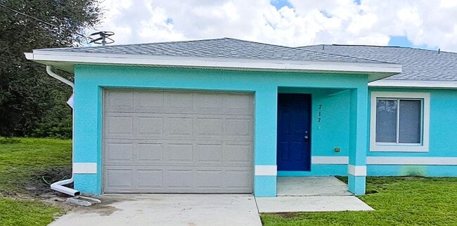 NOVEMBER MOVE IN SPECIAL VALID UNTIL 11/15... - NOVEMBER MOVE IN SPECIAL VALID UNTIL 11/15... Apartment