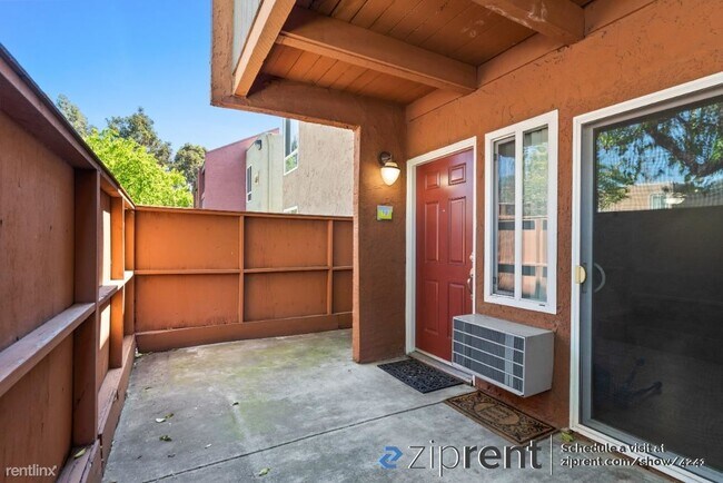Foto del edificio - 476 Dempsey Rd